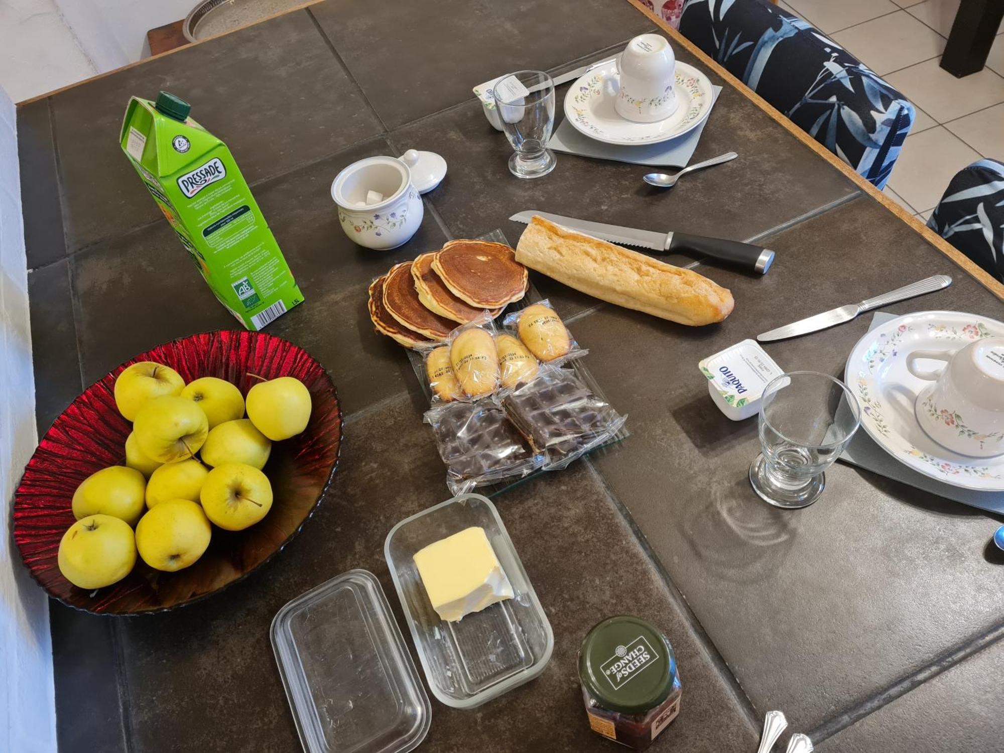 Chez Malia Bed and Breakfast Saint-Nicolas-des-Motets Buitenkant foto